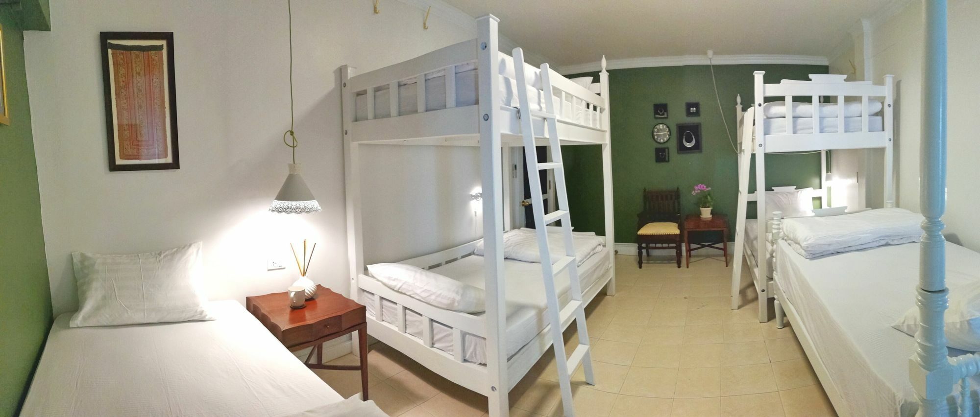 Хостел Bed In Town Чиангмай Экстерьер фото