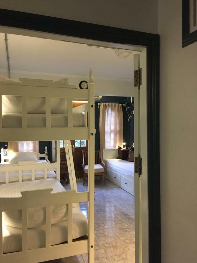 Хостел Bed In Town Чиангмай Экстерьер фото